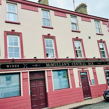 Central Bar Guesthouse 쿠센덜 외부 사진